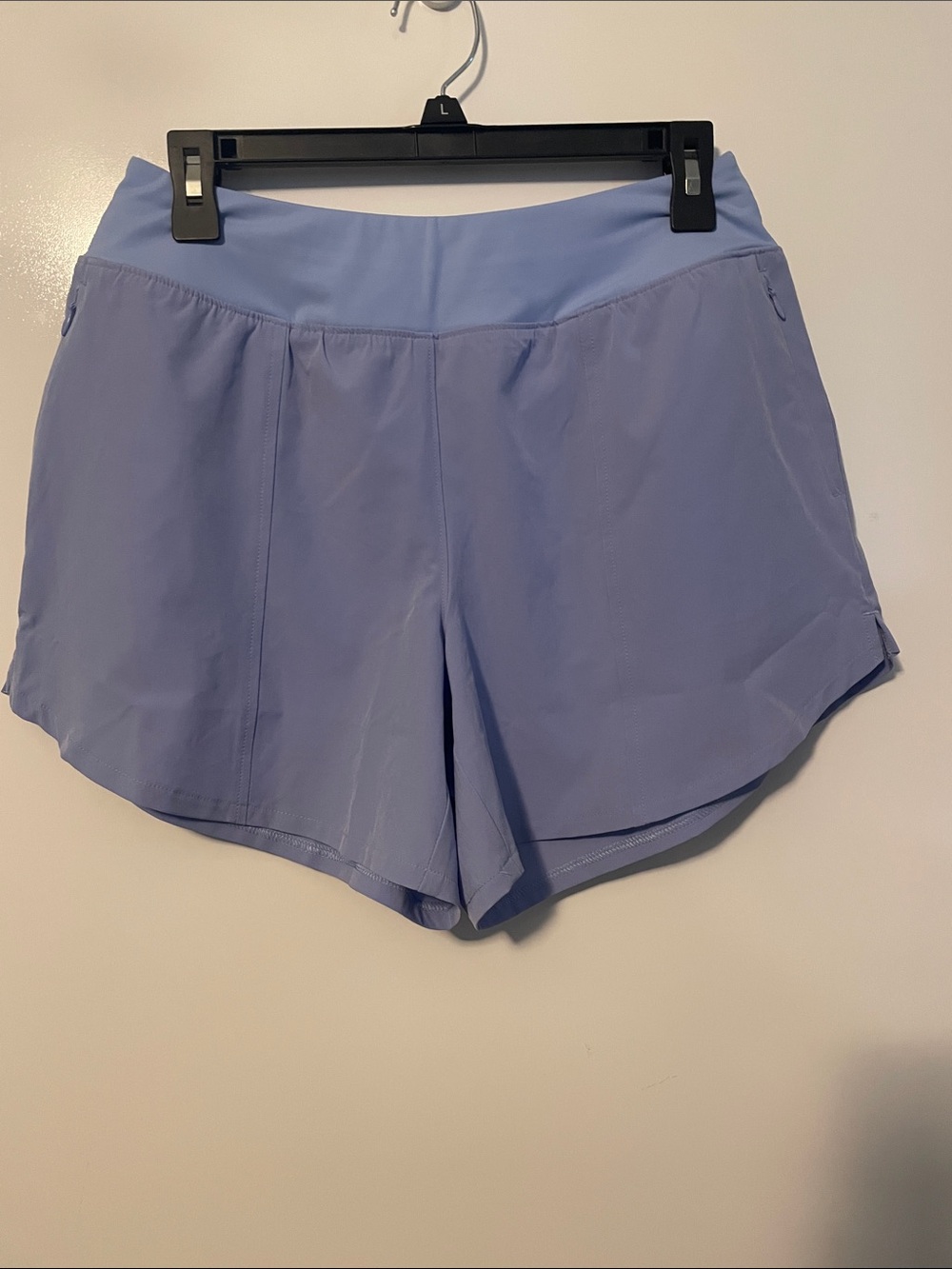 Tek Gear periwinkle Mid Rise Workout Shorts Medium NWT